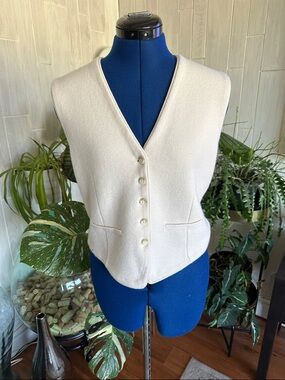 Button-Front Ivory V-Neck Women's Vest